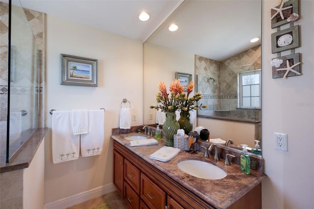 309 68TH STREET, Bradenton Beach, FL 34217