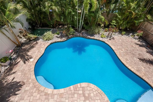 309 68TH STREET, Bradenton Beach, FL 34217