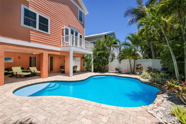 309 68TH STREET, Bradenton Beach, FL 34217