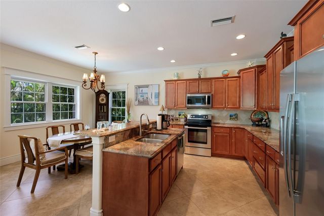 309 68TH STREET, Bradenton Beach, FL 34217