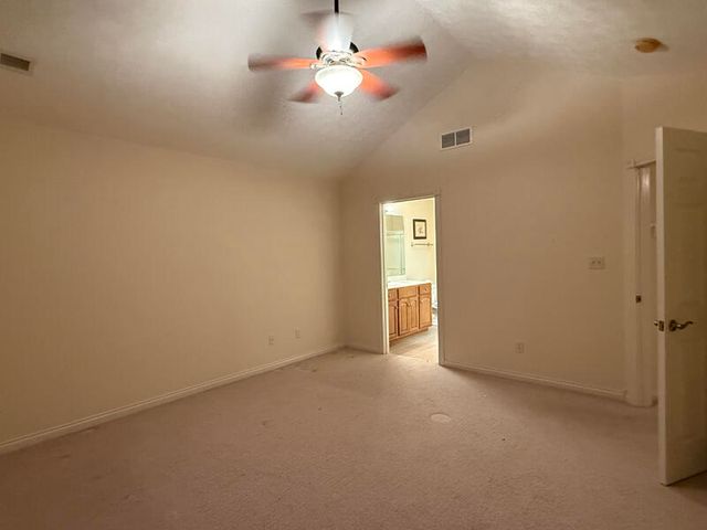 441 Deer Lake Place, Bronston, KY 42518