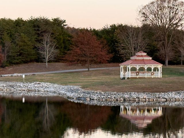 441 Deer Lake Place, Bronston, KY 42518