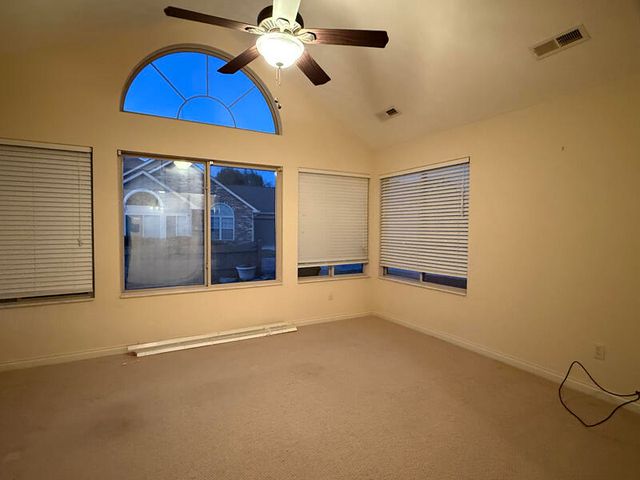 441 Deer Lake Place, Bronston, KY 42518