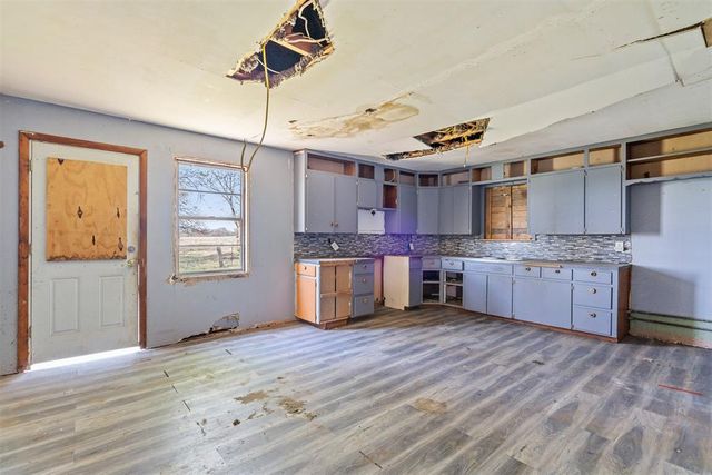 27419 E County Road 1680 Road, Elmore City, OK 73433