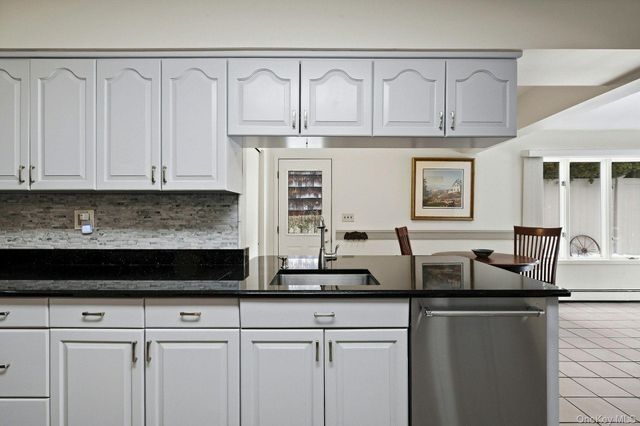 2 Forester Court, Northport, NY 11768