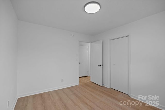 23 Coronet Lane, Hendersonville, NC 28792