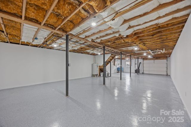 23 Coronet Lane, Hendersonville, NC 28792