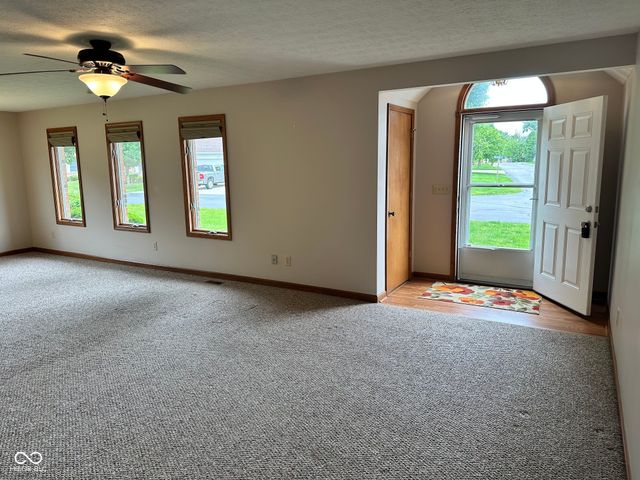 250 Meridian Court, Pittsboro, IN 46167