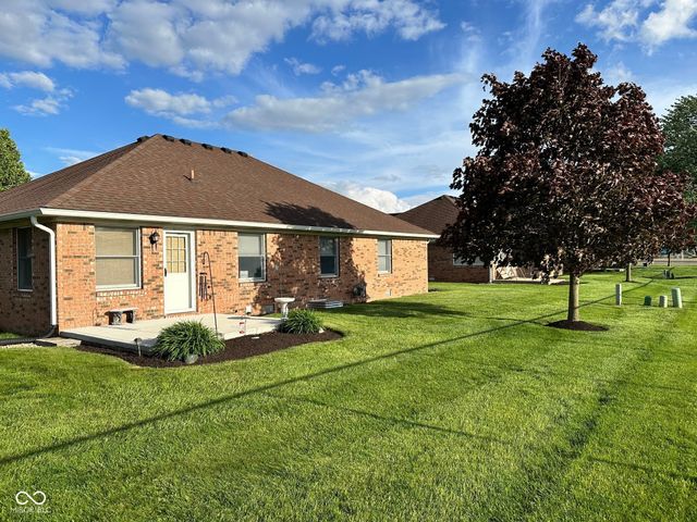 250 Meridian Court, Pittsboro, IN 46167