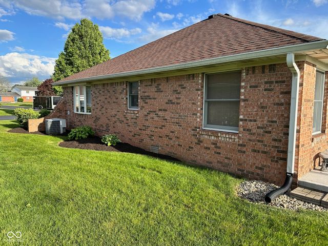 250 Meridian Court, Pittsboro, IN 46167