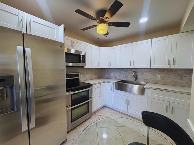 2025 NE 164th Street 305, North Miami Beach, FL 33162