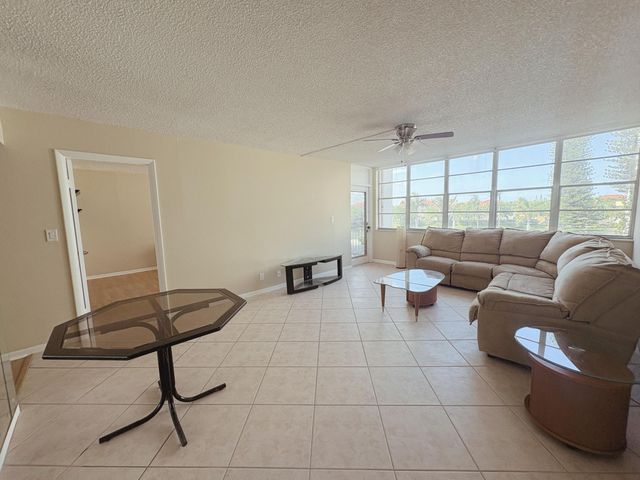 2025 NE 164th Street 305, North Miami Beach, FL 33162