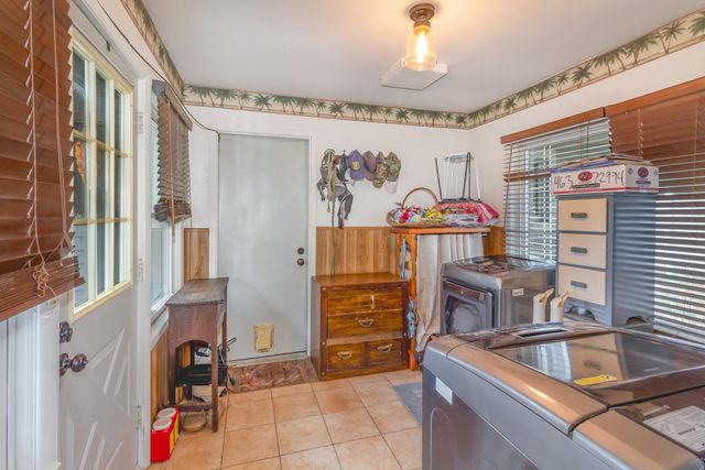 3165 Amelia Avenue, Flushing, MI 48433