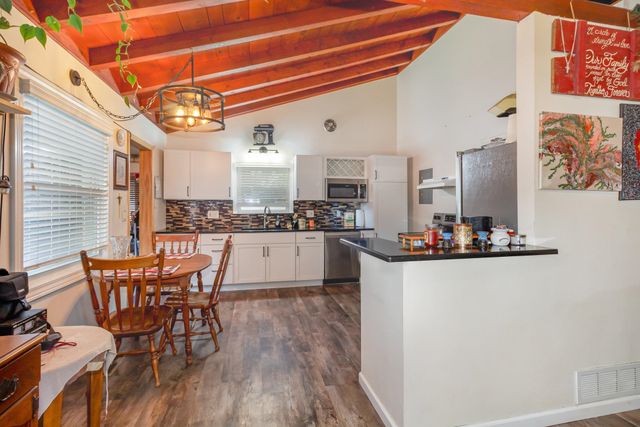 3165 Amelia Avenue, Flushing, MI 48433