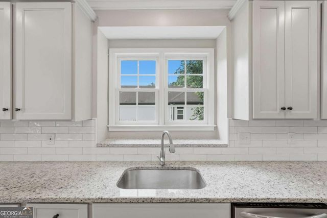 6353 Chestnut Parkway, Flowery Branch, GA 30542
