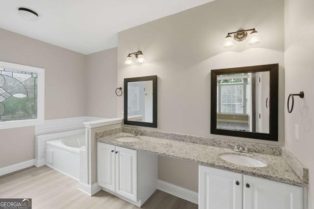 6353 Chestnut Parkway, Flowery Branch, GA 30542