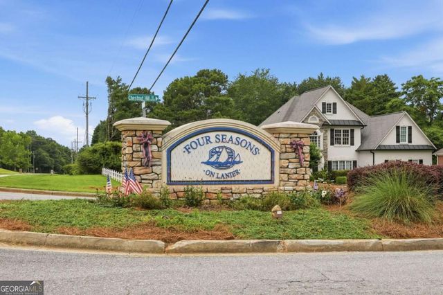 6353 Chestnut Parkway, Flowery Branch, GA 30542