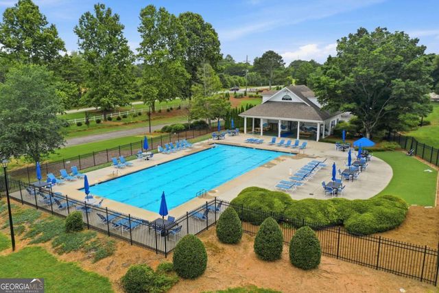 6353 Chestnut Parkway, Flowery Branch, GA 30542