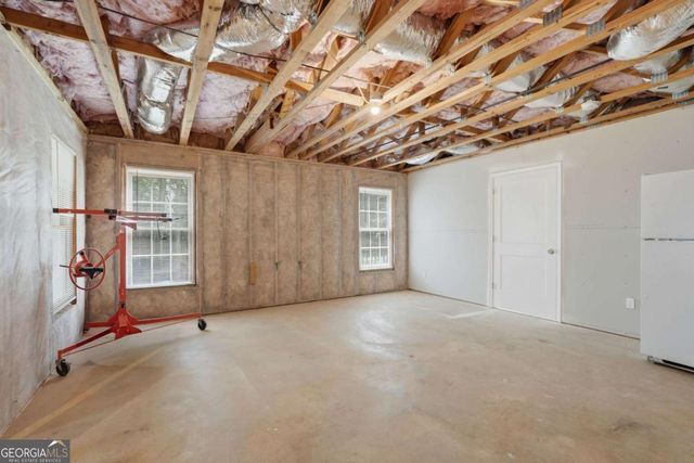 6353 Chestnut Parkway, Flowery Branch, GA 30542