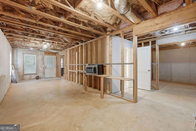 6353 Chestnut Parkway, Flowery Branch, GA 30542