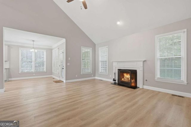 6353 Chestnut Parkway, Flowery Branch, GA 30542