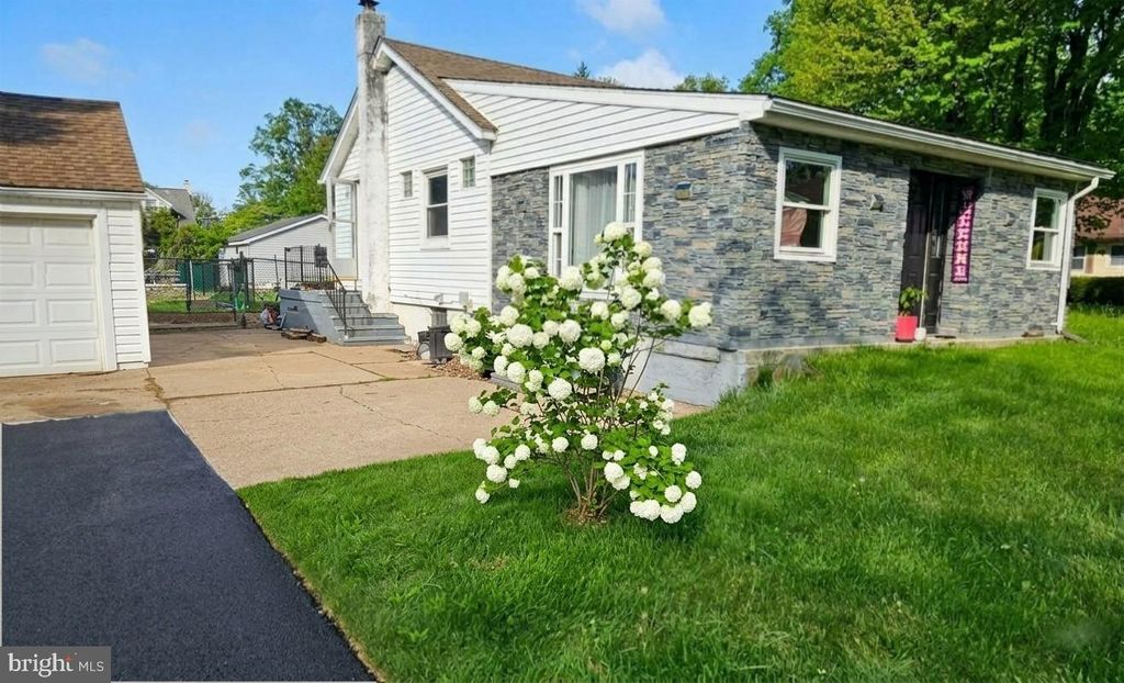 426 HARDING AVE, LANGHORNE, PA 19047 — photo 2
