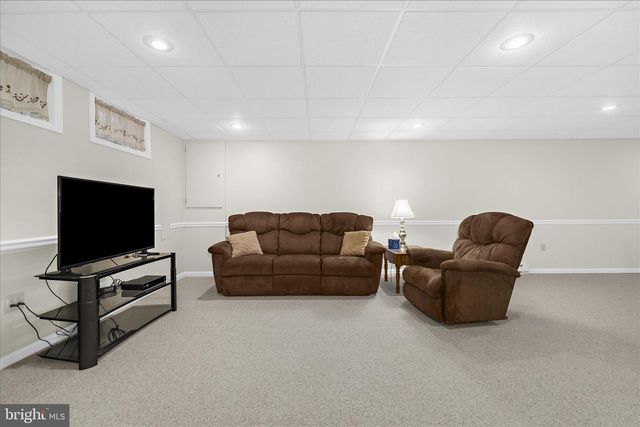 264 PROVIDENCE CIR, Walkersville, MD 21793