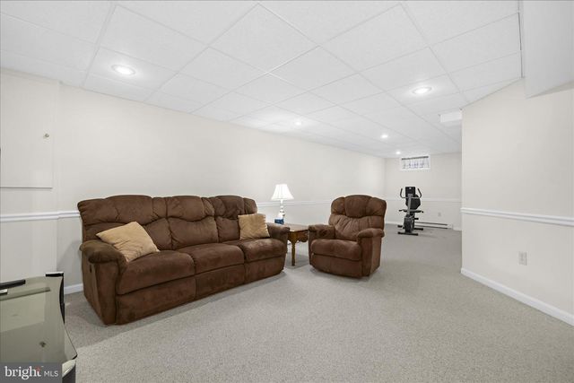 264 PROVIDENCE CIR, Walkersville, MD 21793