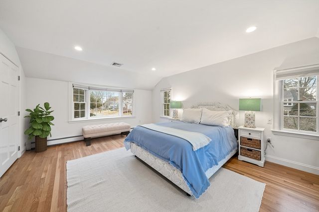 55 Burnside Rd, Needham, MA 02494