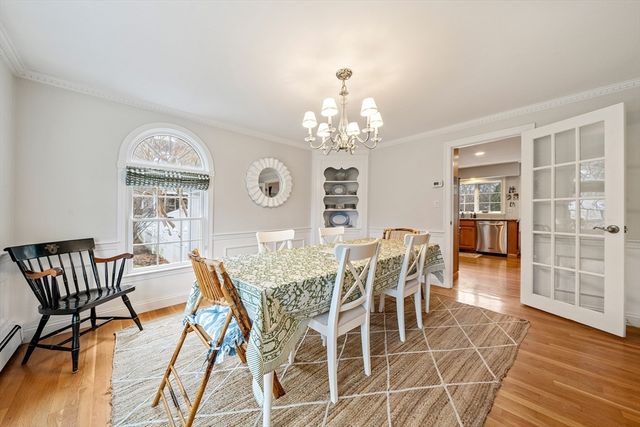 55 Burnside Rd, Needham, MA 02494