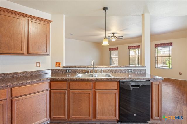 2002 Jefferson Court, Belton, TX 76513
