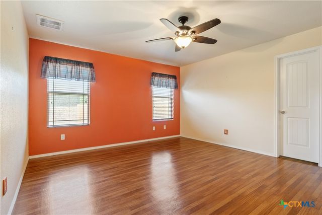 2002 Jefferson Court, Belton, TX 76513