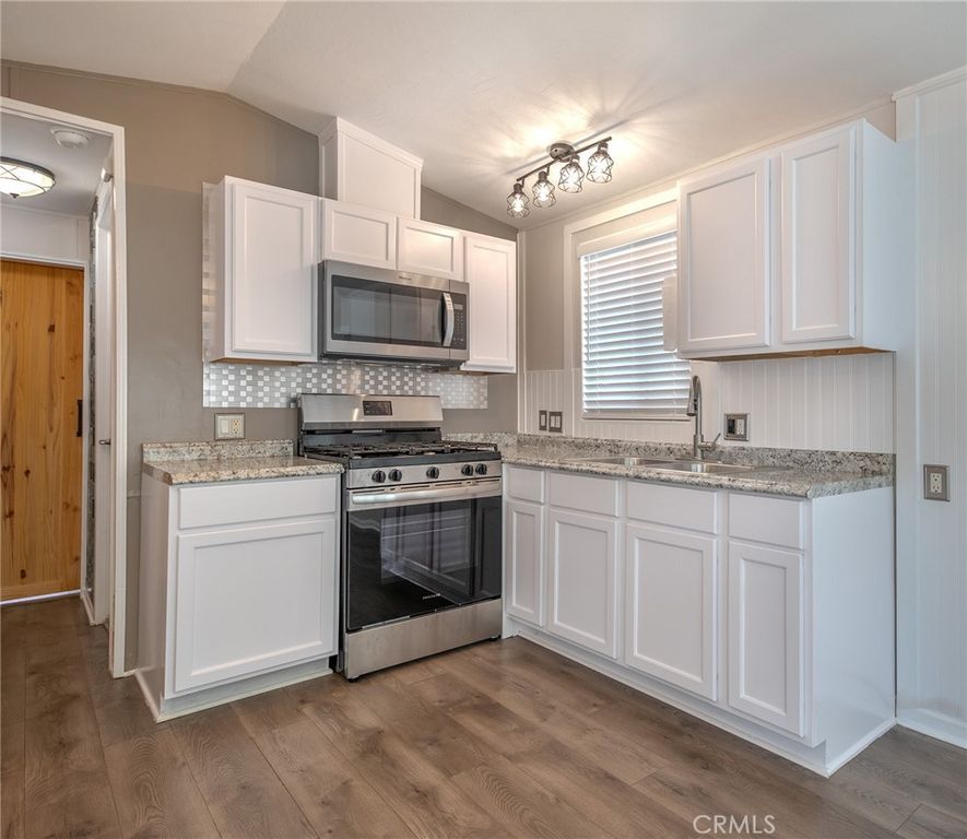 2103 245th 6, Lomita, CA 90717 — photo 3