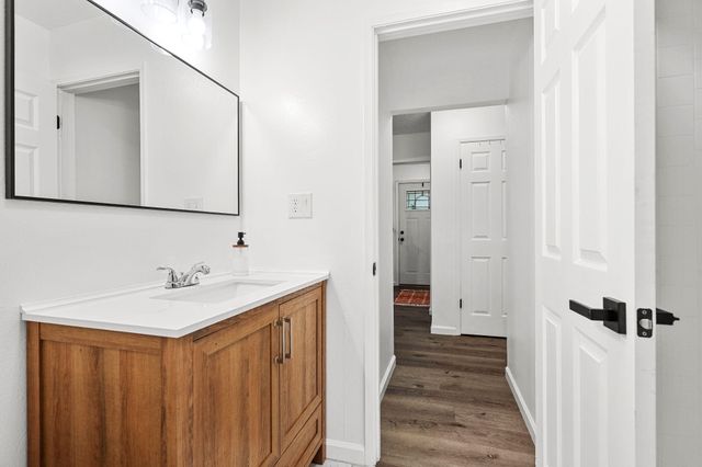 6958 Riverside Drive, Redding, CA 96001