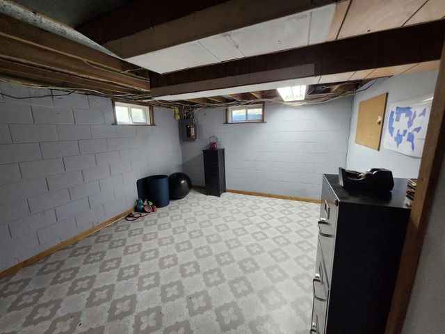 408 Oakhurst AVENUE, Union Grove, WI 53182