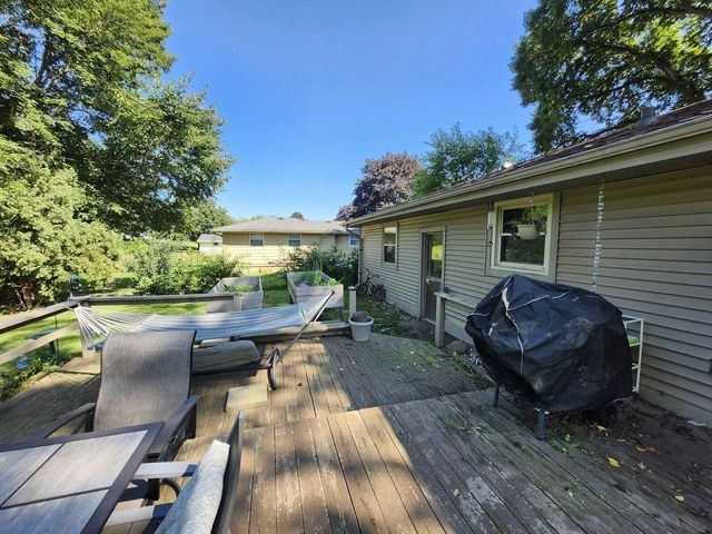 408 Oakhurst AVENUE, Union Grove, WI 53182