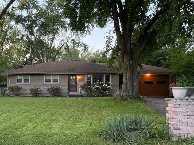 408 Oakhurst AVENUE, Union Grove, WI 53182