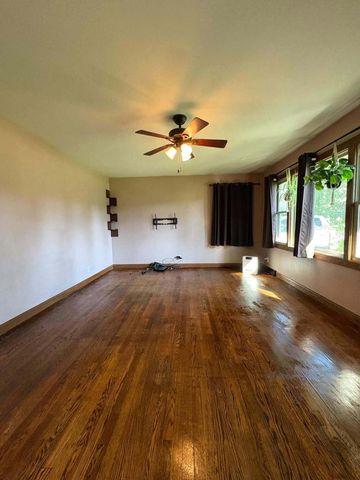 408 Oakhurst AVENUE, Union Grove, WI 53182