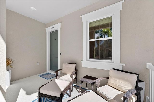 707 WINTERSIDE DRIVE, Apollo Beach, FL 33572