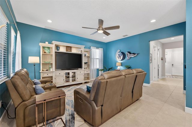 707 WINTERSIDE DRIVE, Apollo Beach, FL 33572