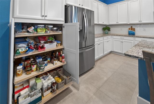 707 WINTERSIDE DRIVE, Apollo Beach, FL 33572