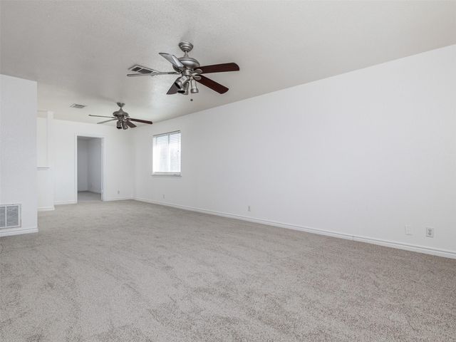 102 Erin CV, Hutto, TX 78634