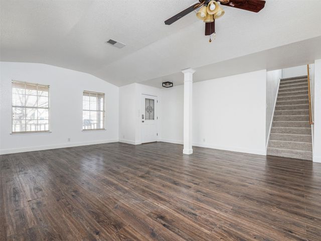 102 Erin CV, Hutto, TX 78634