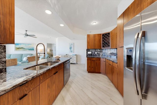 1170 GULF BOULEVARD 404, Clearwater Beach, FL 33767