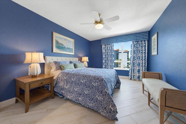 1170 GULF BOULEVARD 404, Clearwater Beach, FL 33767