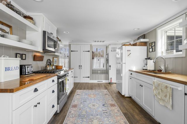 3 River Street, Sandwich, MA 02563
