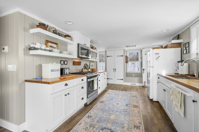 3 River Street, Sandwich, MA 02563