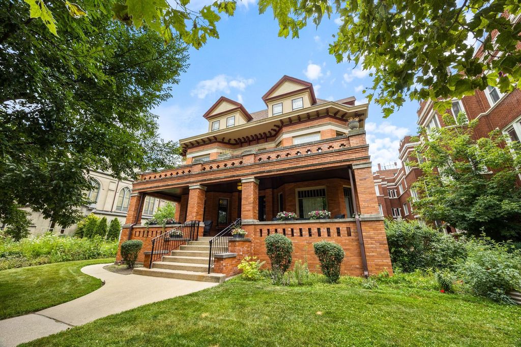 711 Washington Boulevard 2E, Oak Park, IL 60302 — exterior