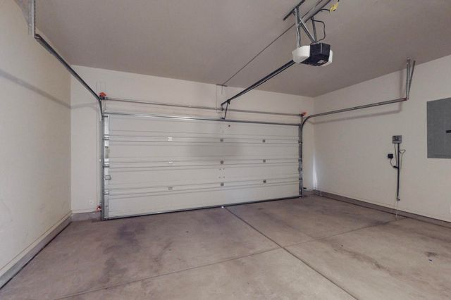 9832 Sacate Blanco Avenue SW, Albuquerque, NM 87121