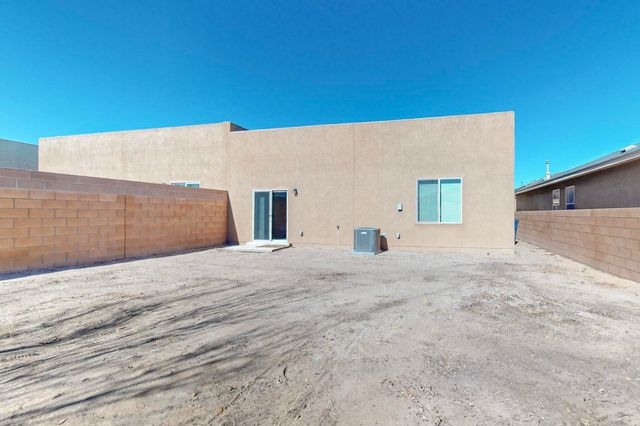 9832 Sacate Blanco Avenue SW, Albuquerque, NM 87121